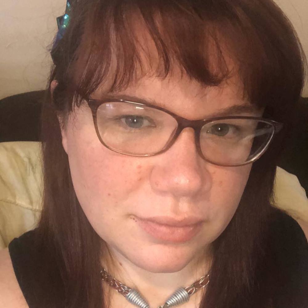 Meet your Posher, Amy